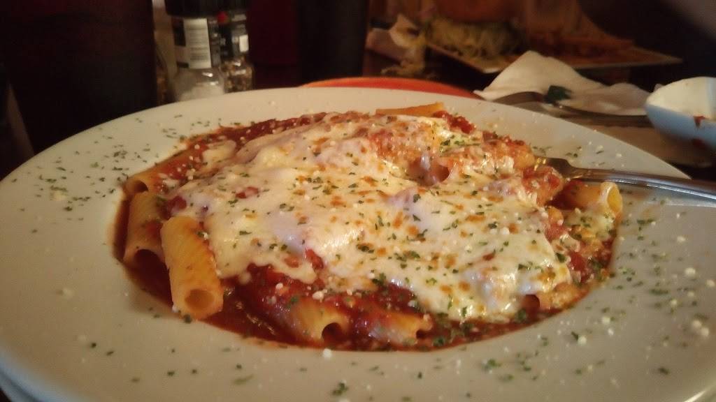 Grandes Pizzeria-Restaurant | restaurant | 9557 Main St, Holland Patent, NY 13354, USA | 3158655900 OR +1 315-865-5900