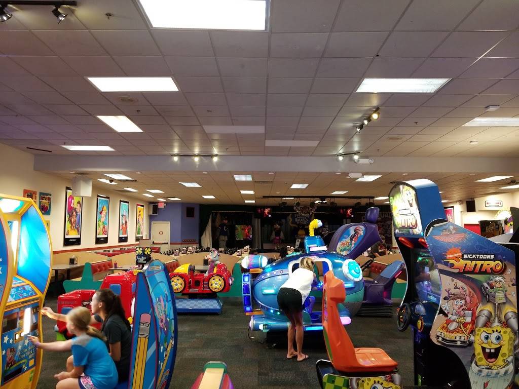 Chuck E. Cheese | restaurant | 2601 W Lake Ave, Peoria, IL 61615, USA | 3096882873 OR +1 309-688-2873
