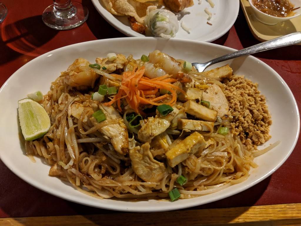 Northern Thai | restaurant | 95 Queen St S, Kitchener, ON N2G 1W1, Canada | 5197454451 OR +1 519-745-4451