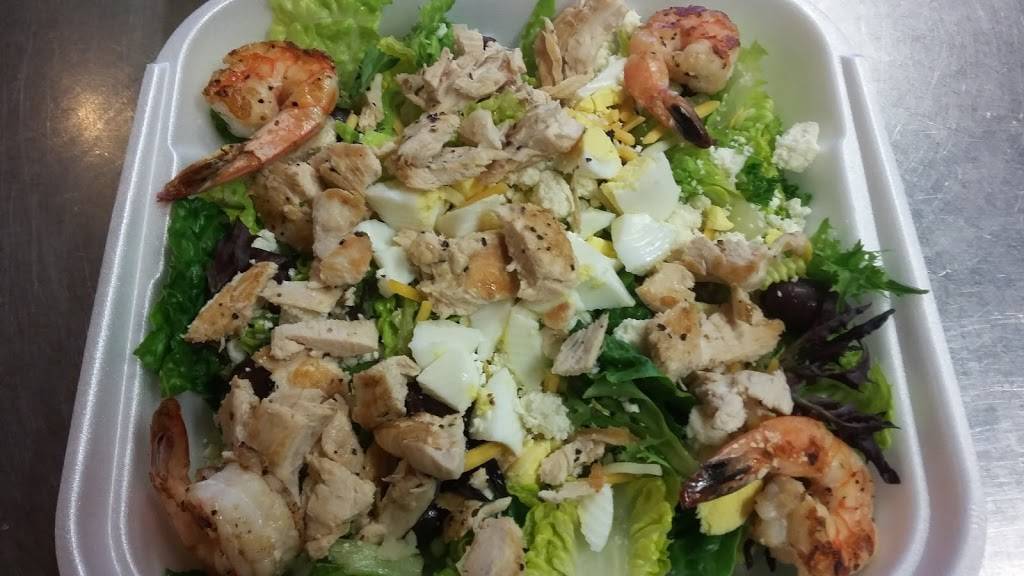 Riccardos | restaurant | 11783 US-441, Belleview, FL 34420, USA | 3526935828 OR +1 352-693-5828