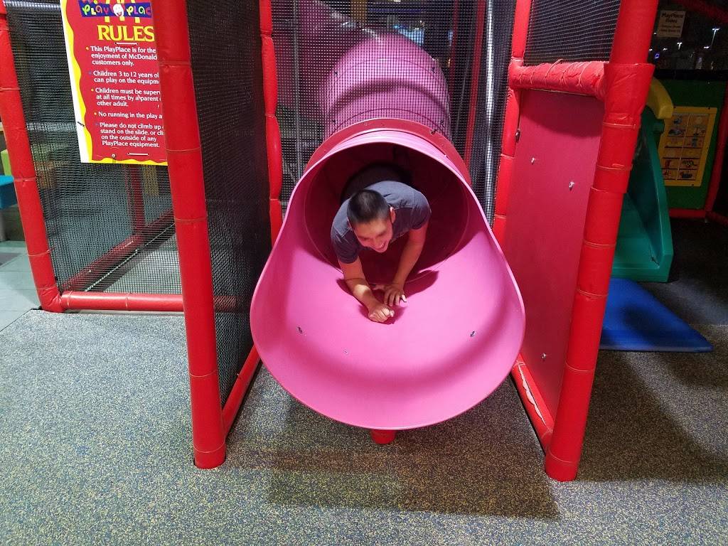 McDonalds | cafe | 9441 Alameda Ave, El Paso, TX 79907, USA | 9158594026 OR +1 915-859-4026