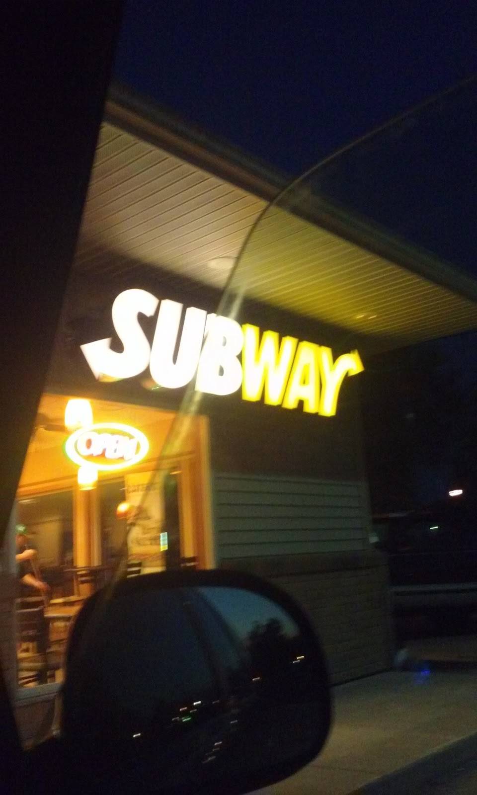 Subway | restaurant | 1300 M-44, Belding, MI 48809, USA | 6167942886 OR +1 616-794-2886