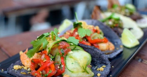 Bar Takito | restaurant | 201 N Morgan St, Chicago, IL 60607, USA | 3128889485 OR +1 312-888-9485