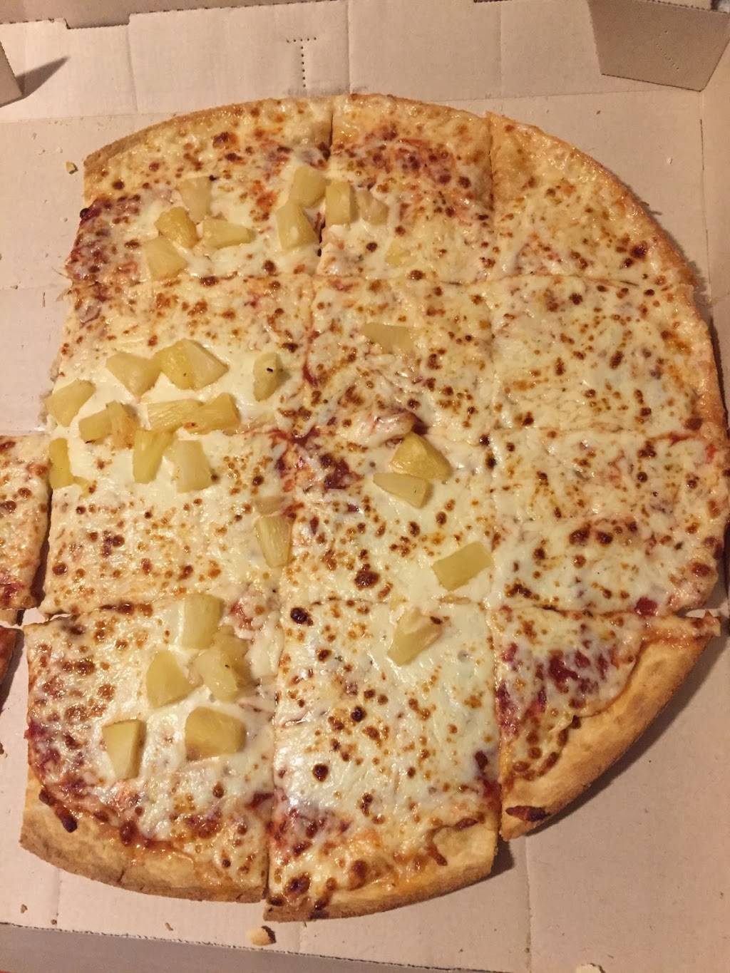 Little Caesars Pizza | restaurant | 139 Commons Dr, Franklin, NC 28734, USA | 8285245643 OR +1 828-524-5643