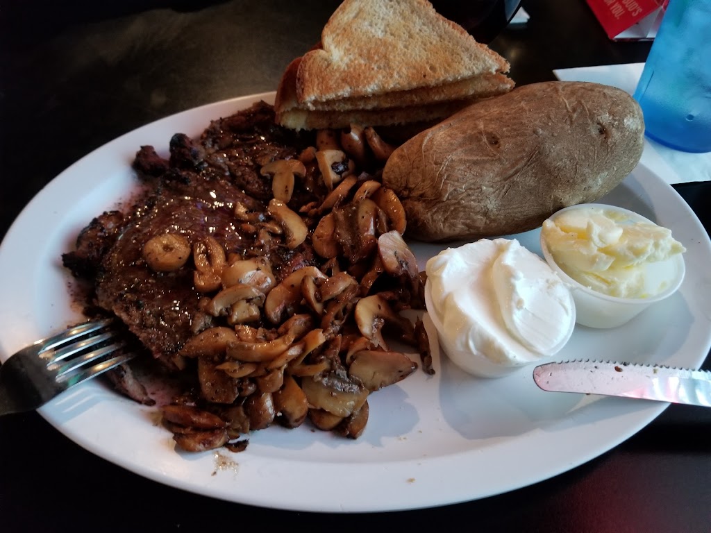 Roadhouse 169 Bar & Grill | restaurant | 1006 N River Dr, North Mankato, MN 56003, USA | 5073877511 OR +1 507-387-7511