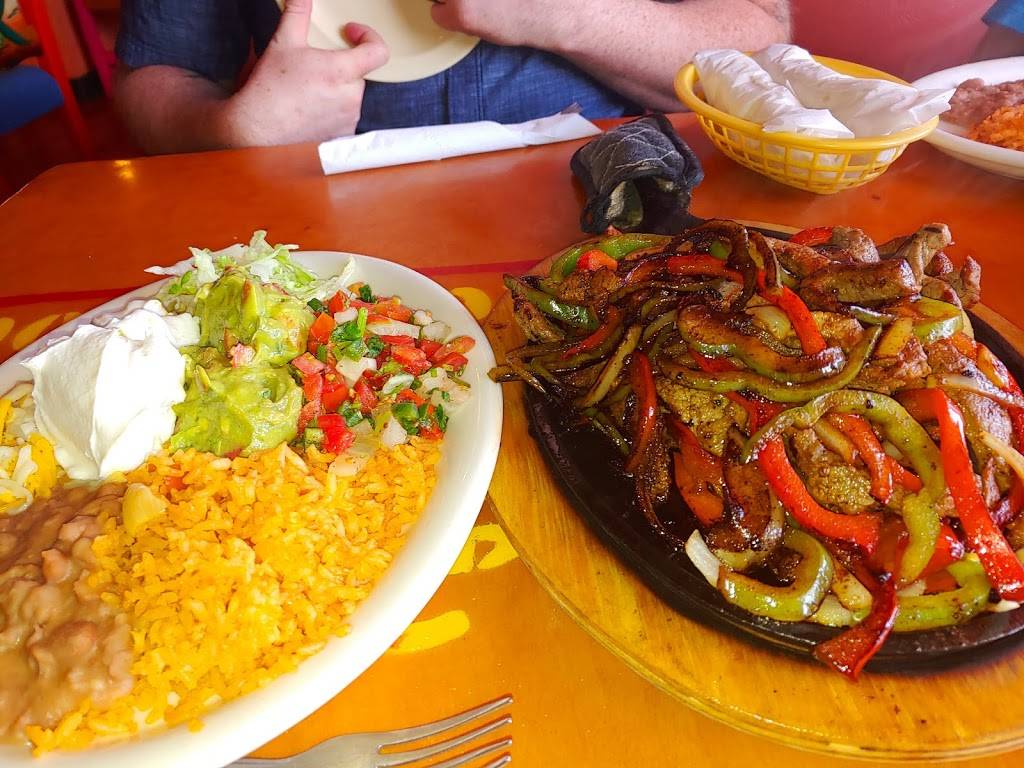 El Senor Sol | restaurant | 6651 S University Blvd, Centennial, CO 80121, USA | 3033479991 OR +1 303-347-9991