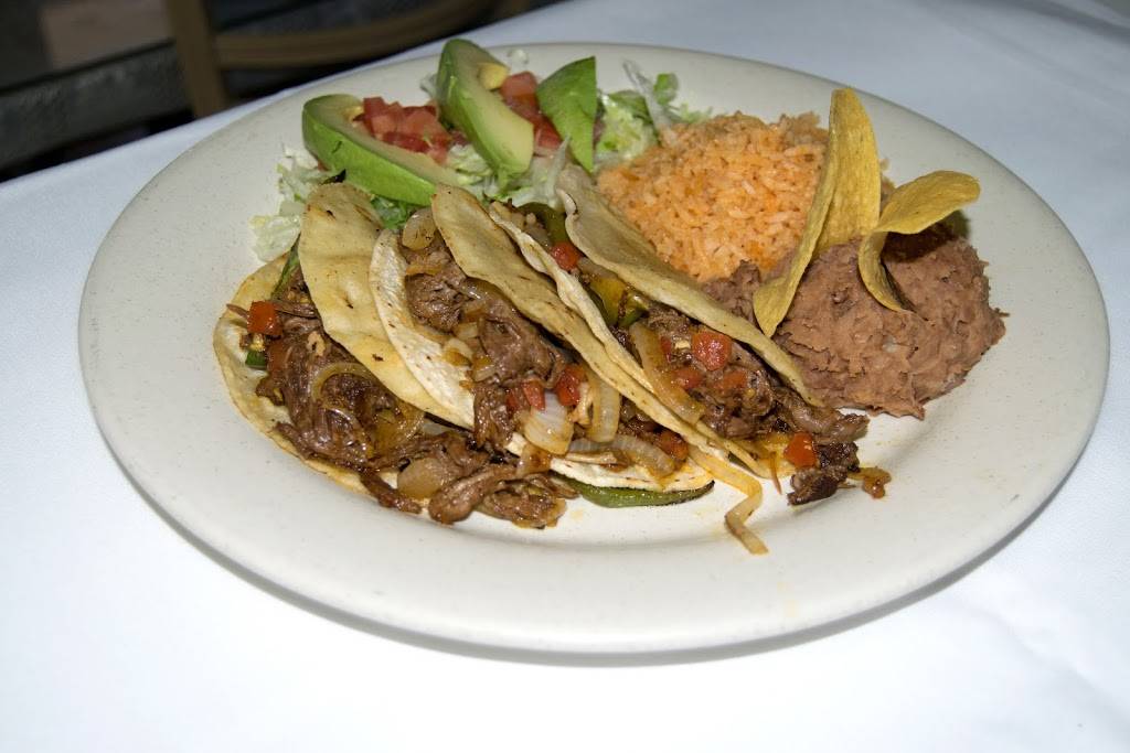 La Cueva Restaurant | restaurant | 9742 E Colfax Ave, Aurora, CO 80010, USA | 3033671422 OR +1 303-367-1422