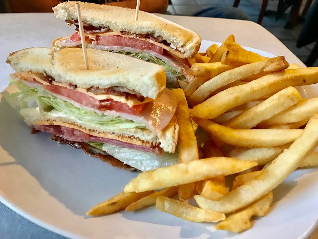 PJ Thai | restaurant | 147 Abercorn St, Savannah, GA 31401, USA | 9122013534 OR +1 912-201-3534