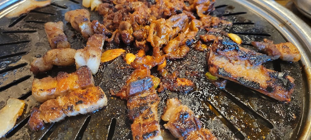 Sizzle Korean Barbecue | restaurant | 3720 N Scottsdale Rd #200, Scottsdale, AZ 85251, USA | 4802472027 OR +1 480-247-2027