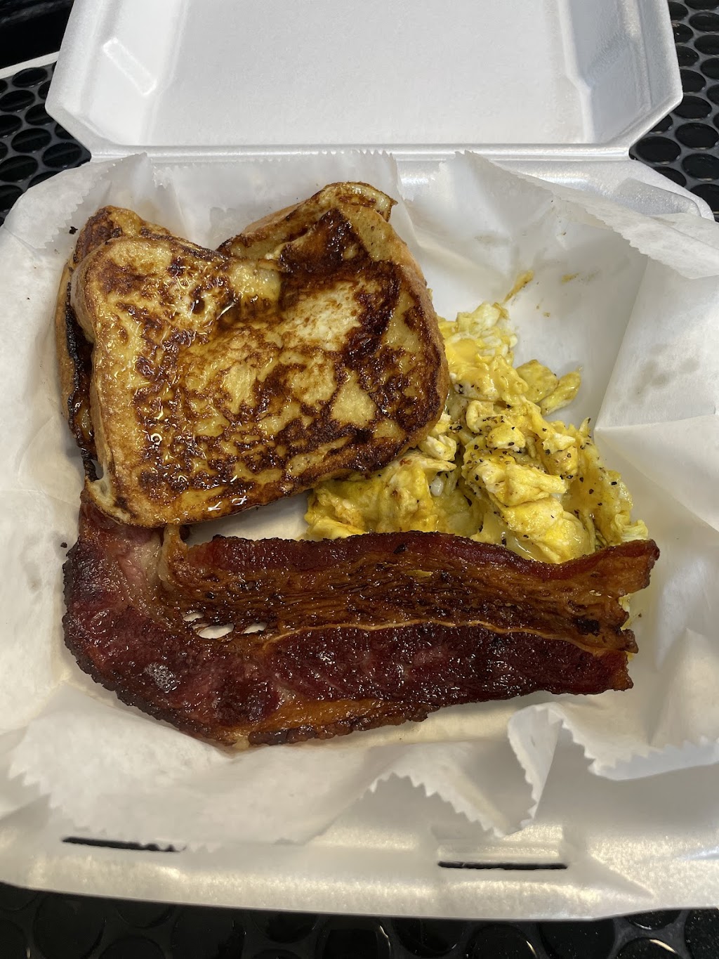 Porter St. Bistro | restaurant | 929 Porter St, Memphis, TN 38126, USA | 9012137303 OR +1 901-213-7303