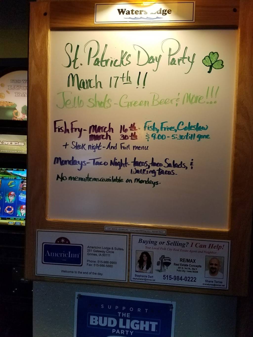 Waters Edge Bar & Grill | restaurant | 103 E Broadway St, Polk City, IA 50226, USA | 5159846888 OR +1 515-984-6888