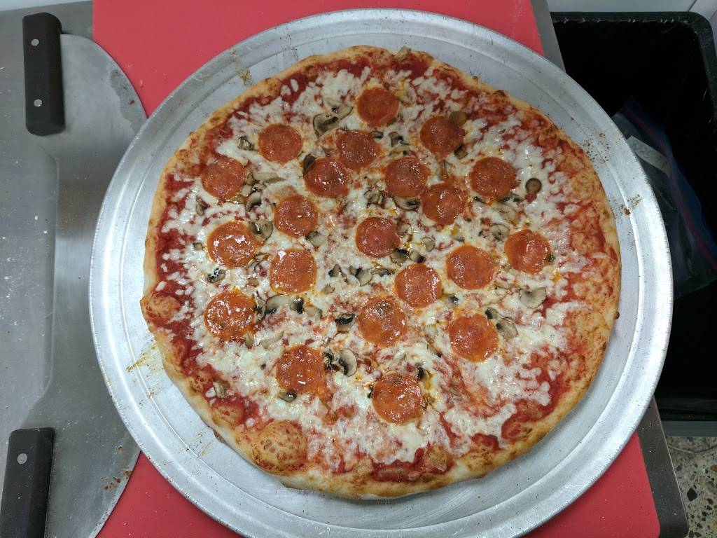 Uncle Georges "The Market by the Dam" | restaurant | 564 Province Rd, Strafford, NH 03884, USA | 6036645551 OR +1 603-664-5551