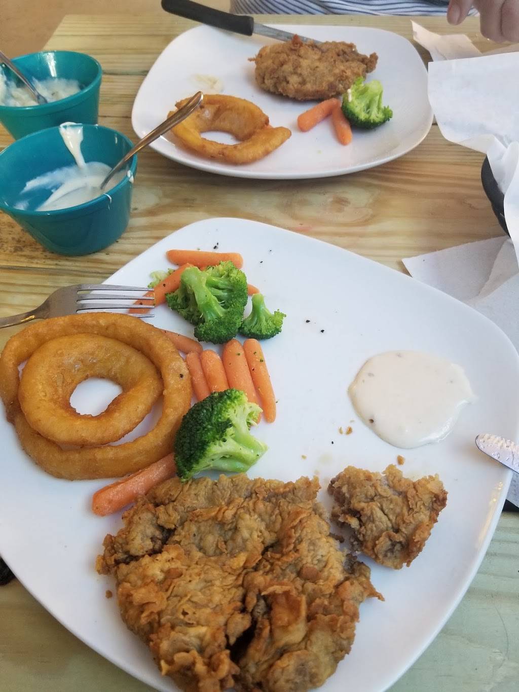 The Patio Southtown | restaurant | 1035 S Presa St, San Antonio, TX 78210, USA | 2109089888 OR +1 210-908-9888