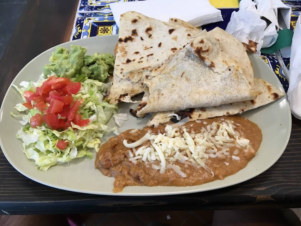 Rafas Burritos | restaurant | 11310 Montana Ave, El Paso, TX 79936, USA | 9155190253 OR +1 915-519-0253