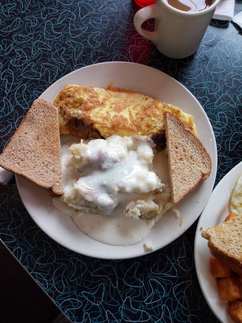 City Diner South Grand | restaurant | 3139 S Grand Blvd, St. Louis, MO 63118, USA | 3147726100 OR +1 314-772-6100