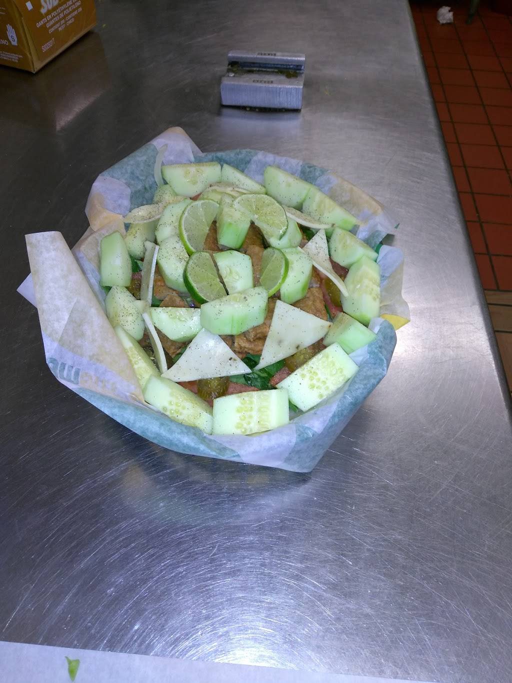 Subway | restaurant | 3621 W 50th St, Minneapolis, MN 55410, USA | 6129202412 OR +1 612-920-2412