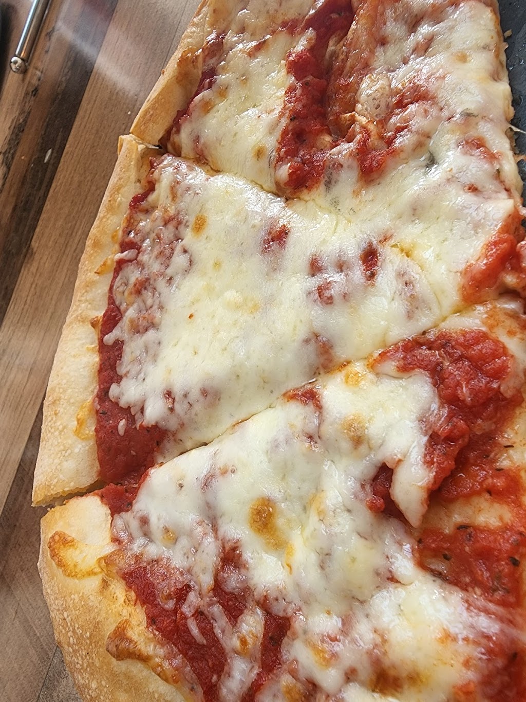 East St Pizzeria | restaurant | 113 East St, Hutto, TX 78634, USA | 5128464050 OR +1 512-846-4050