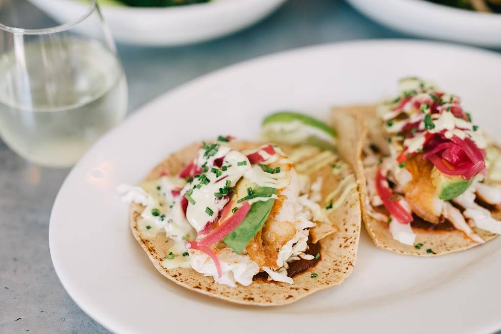 Seamores Brookfield Place | restaurant | 250 Vesey St, New York, NY 10281, USA | 6465857380 OR +1 646-585-7380