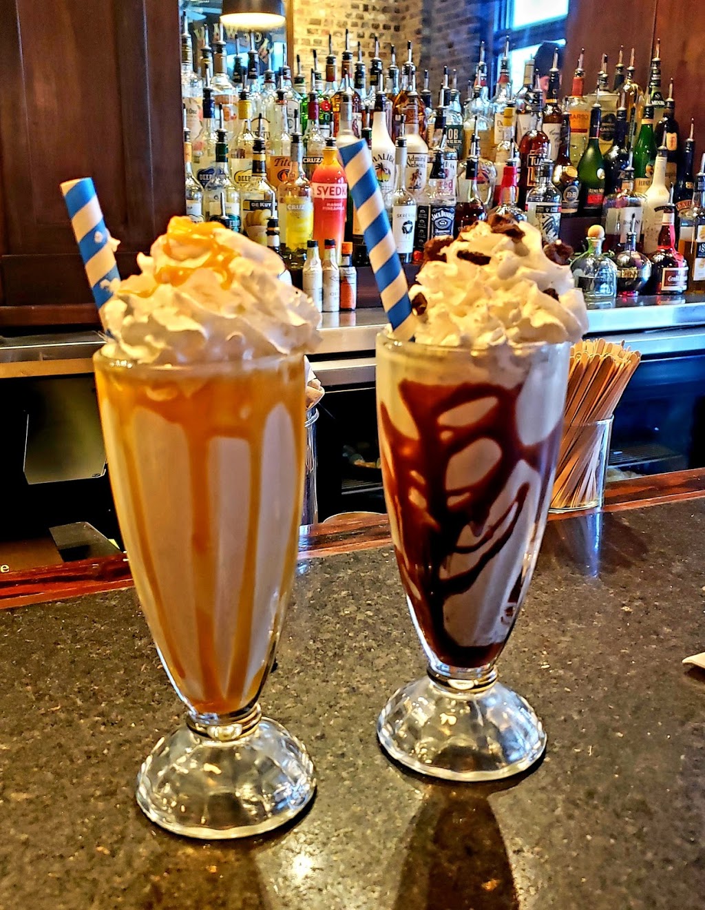 Kaminskys Dessert Cafe | bakery | 78 N Market St, Charleston, SC 29401, USA | 8438538270 OR +1 843-853-8270