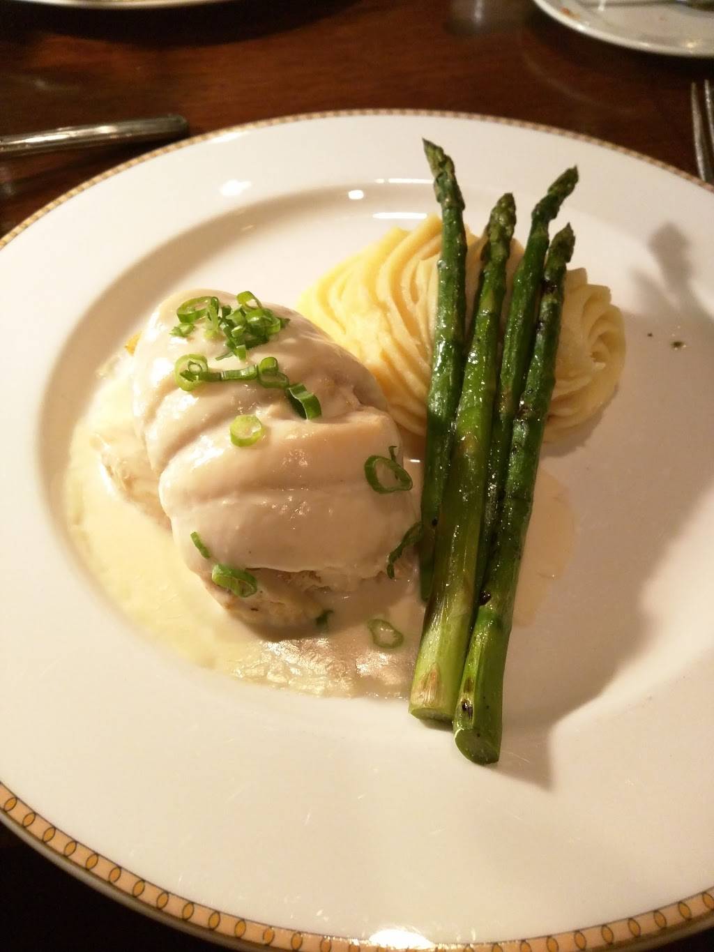 Fork & Bottle at The Desmond | restaurant | 1 Liberty Blvd, Malvern, PA 19355, USA | 6102967300 OR +1 610-296-7300