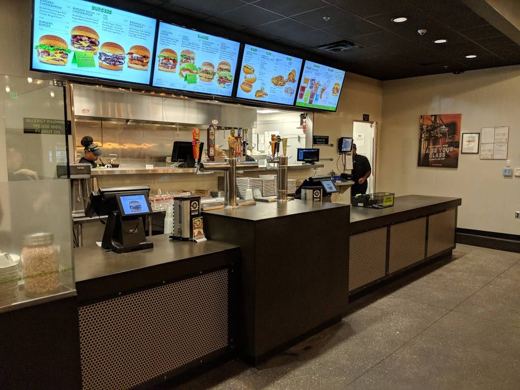 BurgerFi | restaurant | 7959 W Atlantic Ave #201, Delray Beach, FL 33446, USA | 5615628039 OR +1 561-562-8039