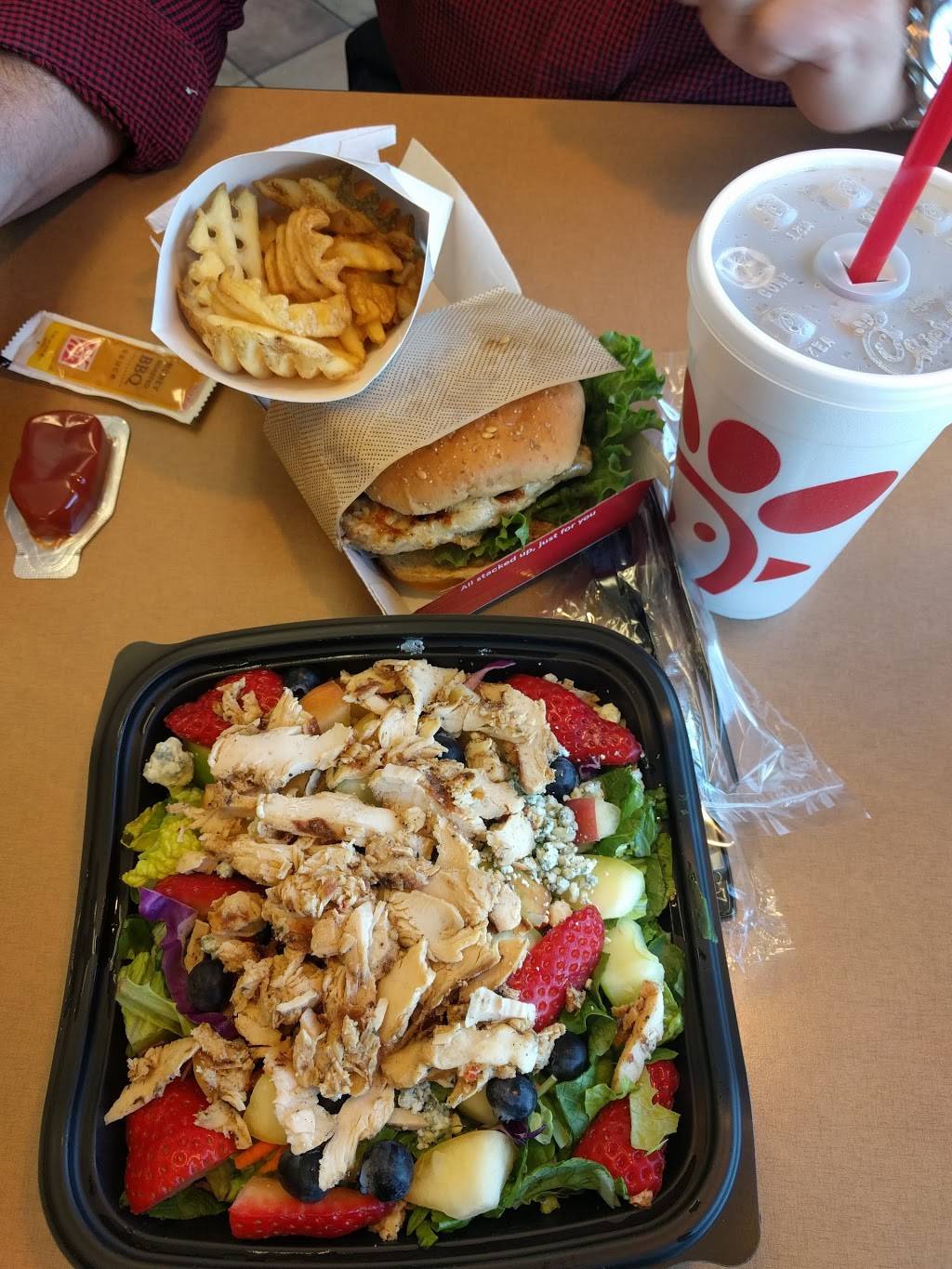 Chick-fil-A | restaurant | 732 W Rancho Vista Blvd, Palmdale, CA 93551, USA | 6619477700 OR +1 661-947-7700