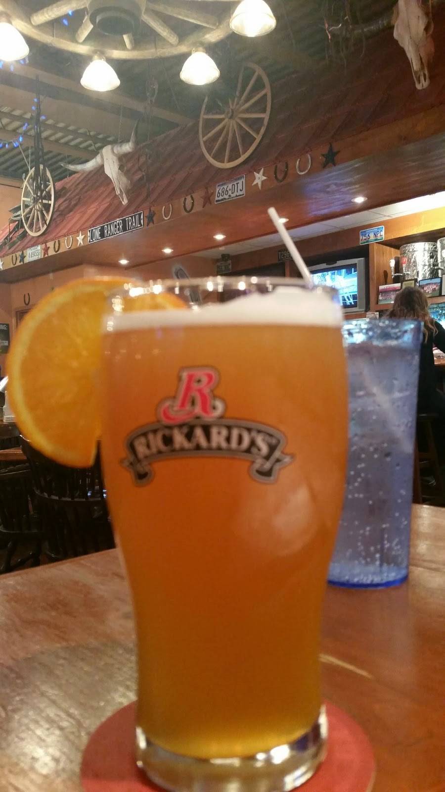 Wild Wing | restaurant | 501 Towerhill Rd, Peterborough, ON K9H 7S3, Canada | 7057459464 OR +1 705-745-9464