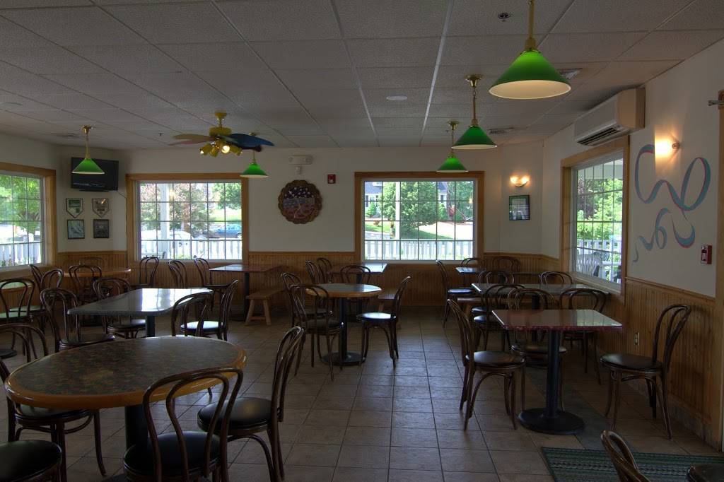 Spruce Pond Creamery | restaurant | 370 King St, Franklin, MA 02038, USA | 5085207900 OR +1 508-520-7900