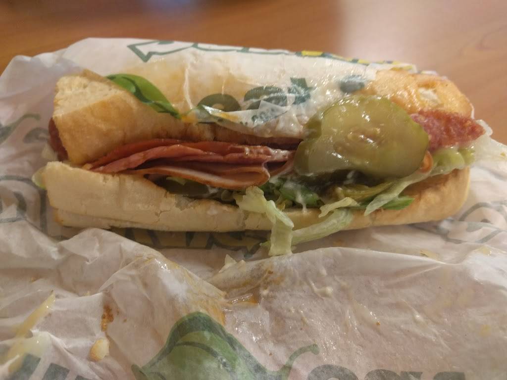 Subway Restaurants | restaurant | 825 Pacific Ave, Santa Cruz, CA 95060, USA | 8314598737 OR +1 831-459-8737