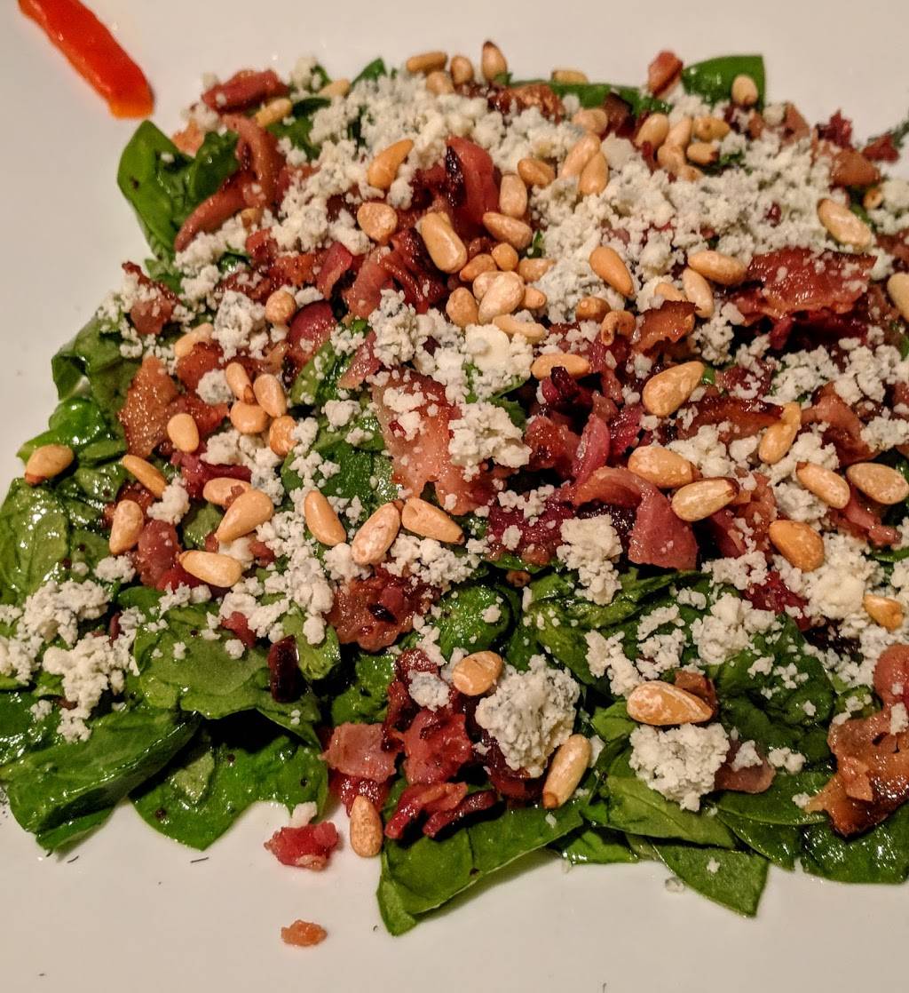 Villa Ristorante Italiano | restaurant | 887 US-131, Petoskey, MI 49770, USA | 2313471440 OR +1 231-347-1440