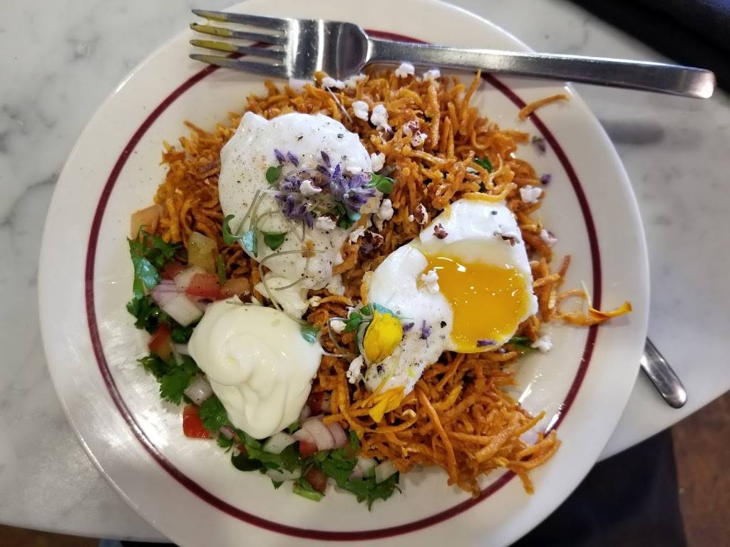 Eggshell Bistro | restaurant | 51 City Center Dr, Carmel, IN 46032, USA | 3176601616 OR +1 317-660-1616