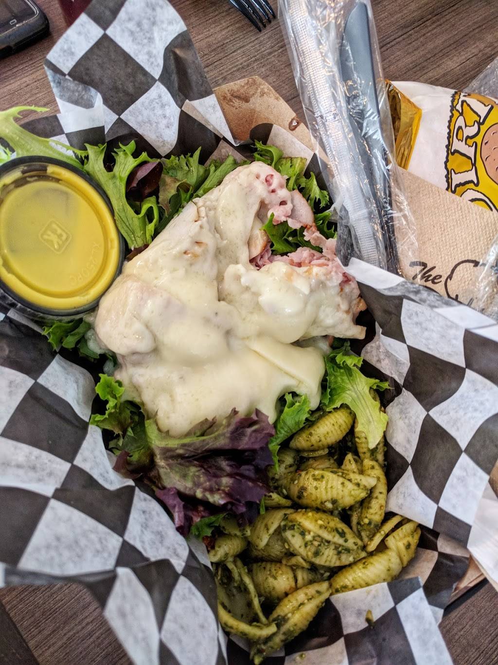 Gourmet Gang | restaurant | 482 E Main St, Norfolk, VA 23510, USA | 7576401065 OR +1 757-640-1065