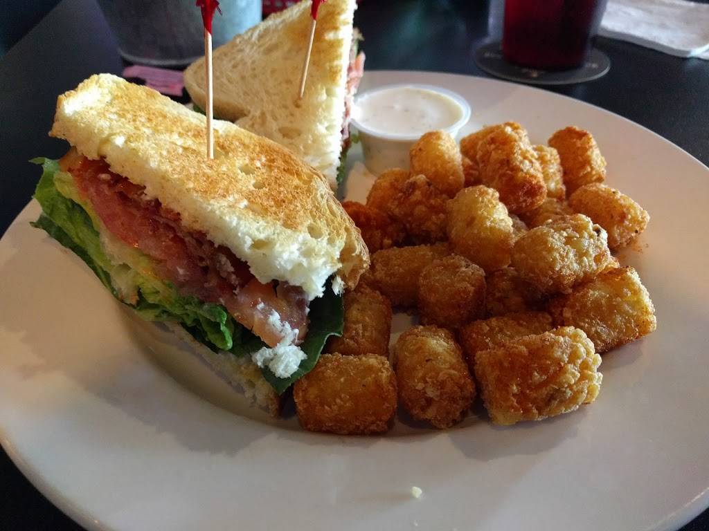 Dirty Blonde Tavern | night club | 4929 W Chandler Blvd, Chandler, AZ 85226, USA | 4807537175 OR +1 480-753-7175