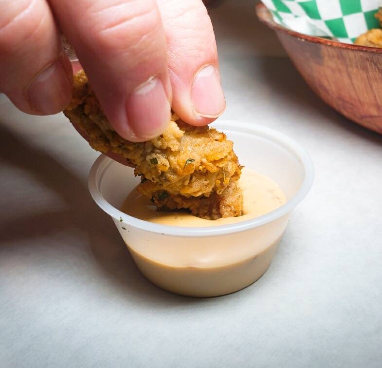 Surf Cajun Seafood | restaurant | 375 NE 167th St, North Miami Beach, FL 33162, USA | 7865203917 OR +1 786-520-3917