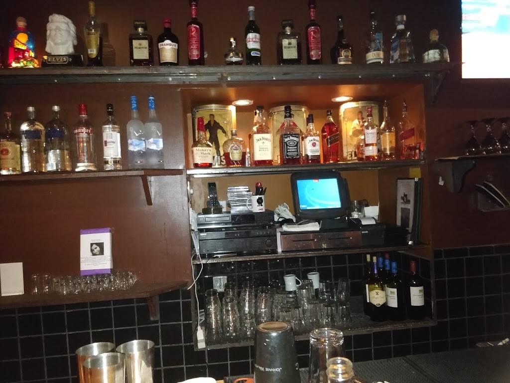 Petes hideaway | restaurant | 665 S Palm Canyon Dr, Palm Springs, CA 92264, USA | 7603226500 OR +1 760-322-6500