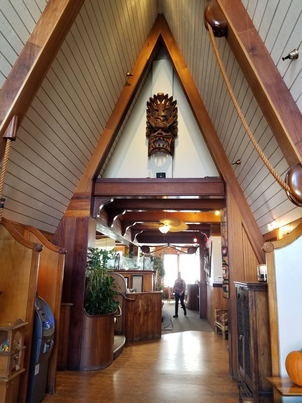 Harbor Hut | restaurant | 1205 Embarcadero, Morro Bay, CA 93442, USA | 8057722255 OR +1 805-772-2255