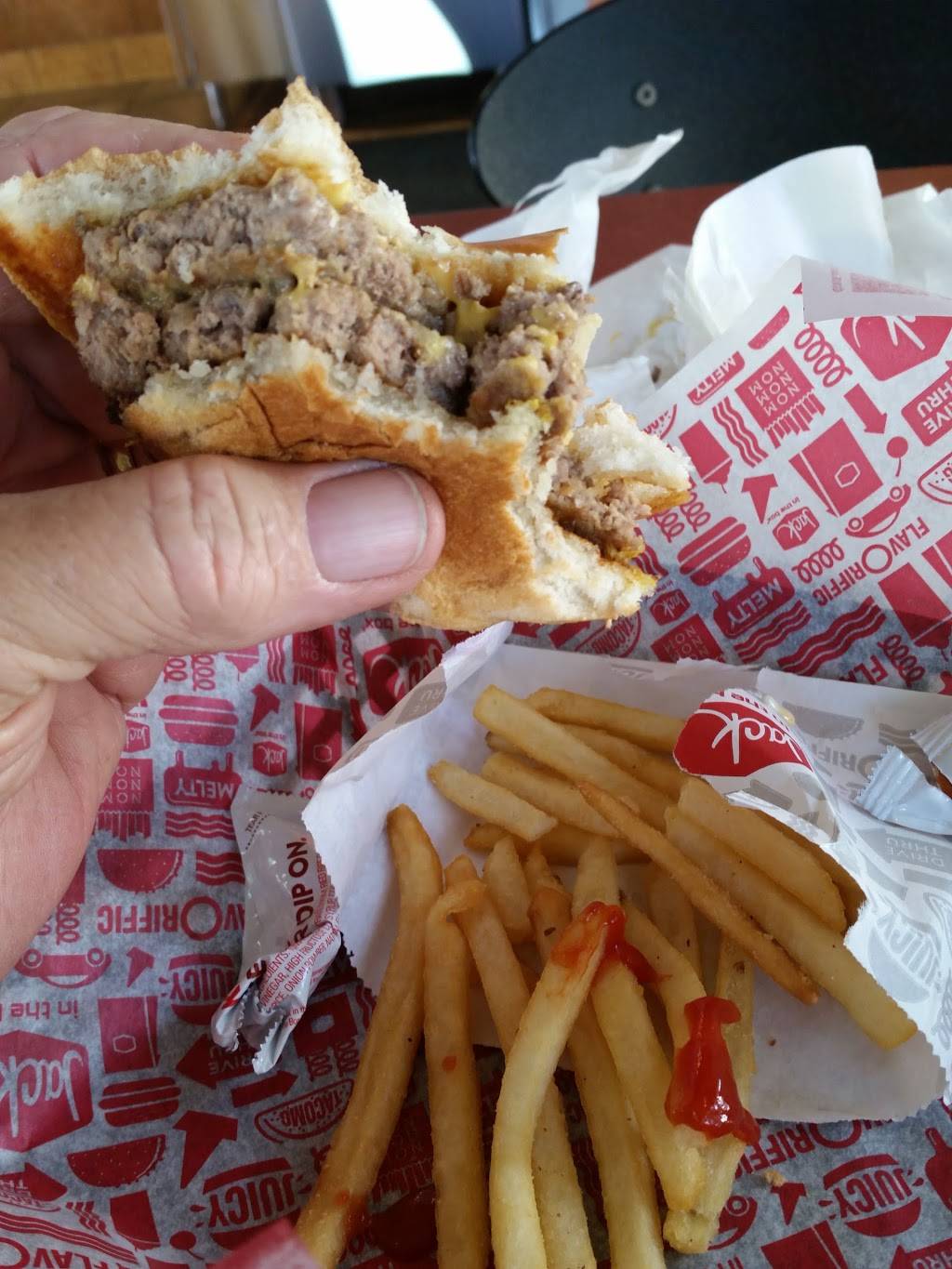 Jack in the Box | restaurant | 14437 Telegraph Rd, Whittier, CA 90604, USA | 5622040614 OR +1 562-204-0614