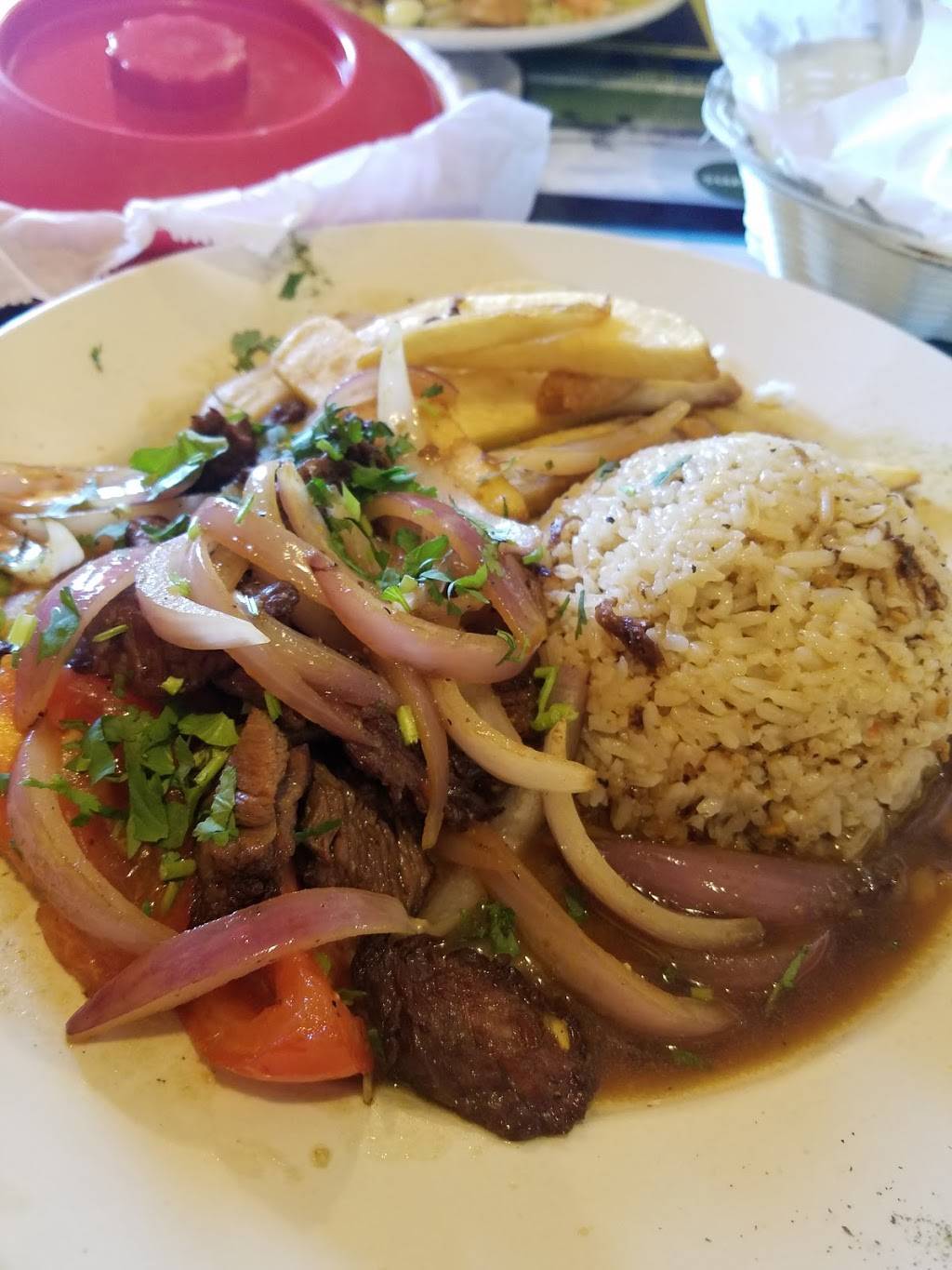 Mamaveca Mexican and Peruvian Restaurant | restaurant | 6343, 2551 Hemphill Dr, Norman, OK 73069, USA | 4055734003 OR +1 405-573-4003