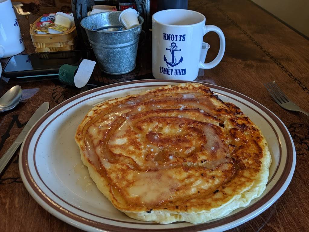 Knotts Family Diner and Ice Cream Parlor | restaurant | 6699 Center Rd, Valley City, OH 44280, USA | 3304832008 OR +1 330-483-2008