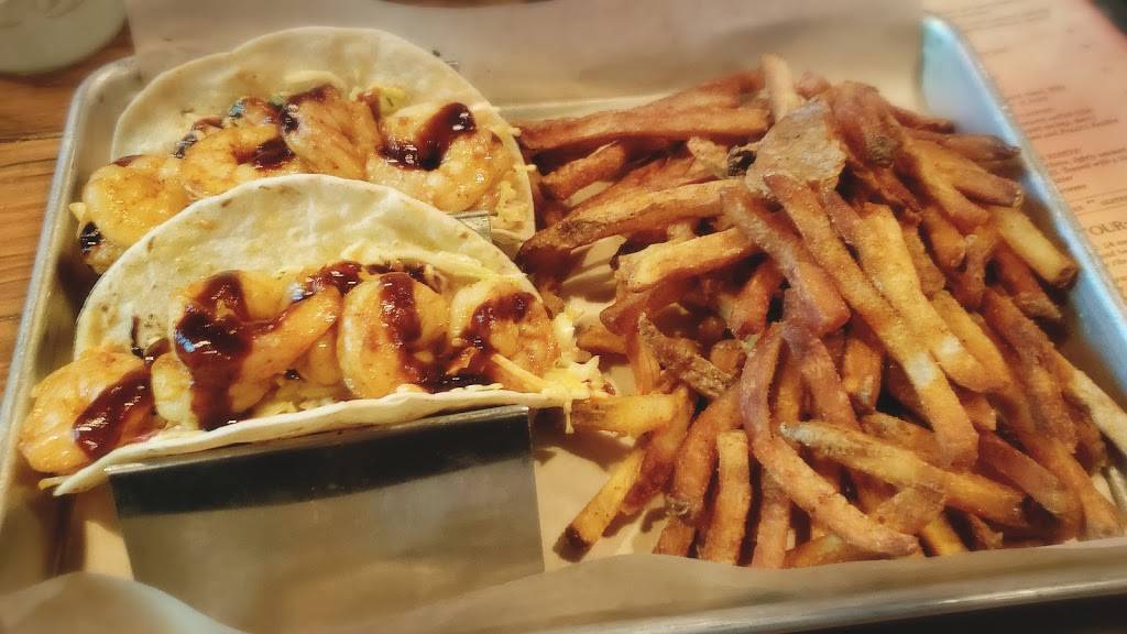 Old Crow Smokehouse Orange | restaurant | 1535 W Katella Ave, Orange, CA 92867, USA | 6572213057 OR +1 657-221-3057