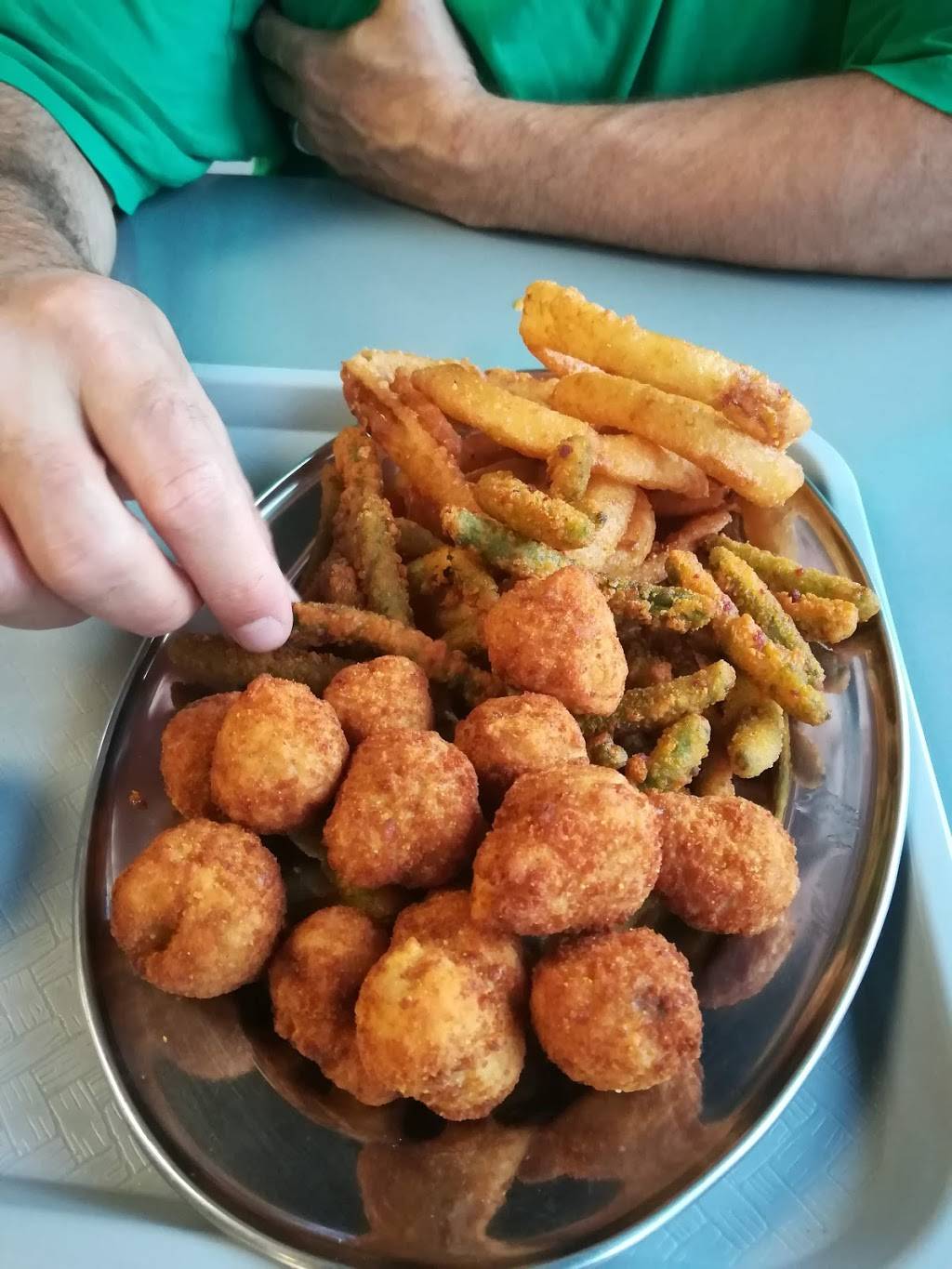 Healthy Eatz Vegetarian Cafe & more | restaurant | 12838 Jefferson Ave, Newport News, VA 23608, USA | 7572432666 OR +1 757-243-2666