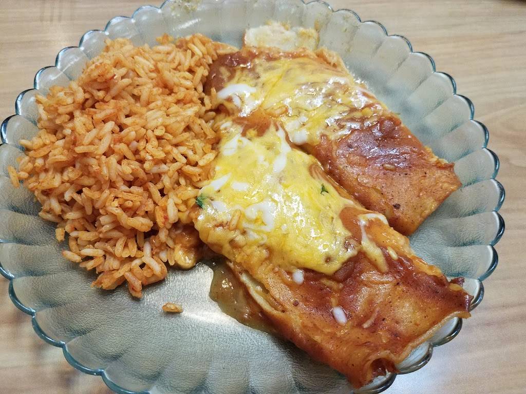 HomeTown Buffet | restaurant | 1008 17th St, Santa Ana, CA 92701, USA | 7145413020 OR +1 714-541-3020