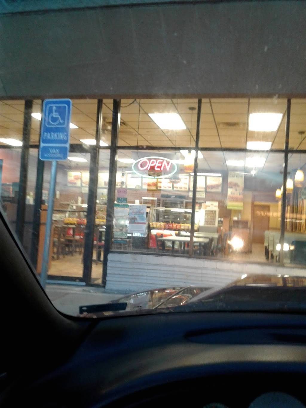 Subway | meal takeaway | 4101 IH 69 Access Road Suite L-7, Space #22, Corpus Christi, TX 78410, USA | 3612423399 OR +1 361-242-3399