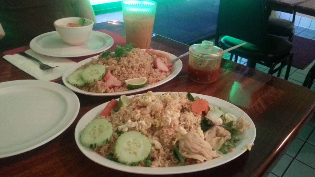 Awesome Thai Cuisine | restaurant | 18505 Victory Blvd, Reseda, CA 91335, USA | 8183441677 OR +1 818-344-1677