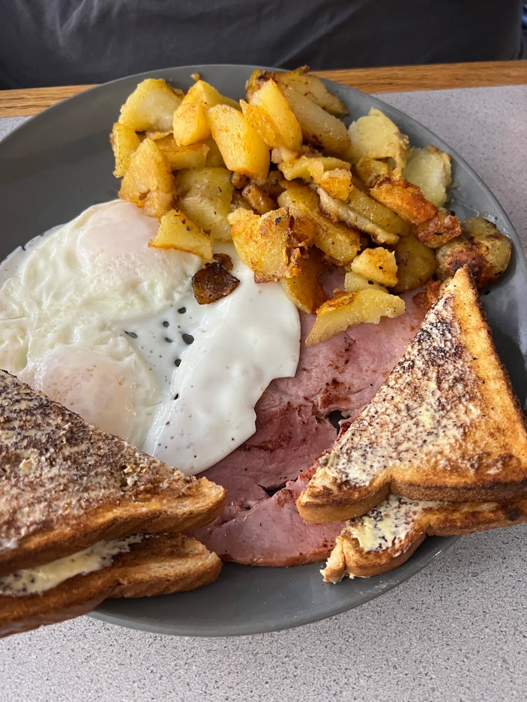 Olympus Diner | restaurant | 710 Eastern St, Kingman, AZ 86401, USA | 9287534531 OR +1 928-753-4531