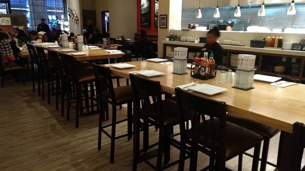 California Noodle House | restaurant | 12 E Ogden Ave, Las Vegas, NV 89101, USA | 7023882680 OR +1 702-388-2680