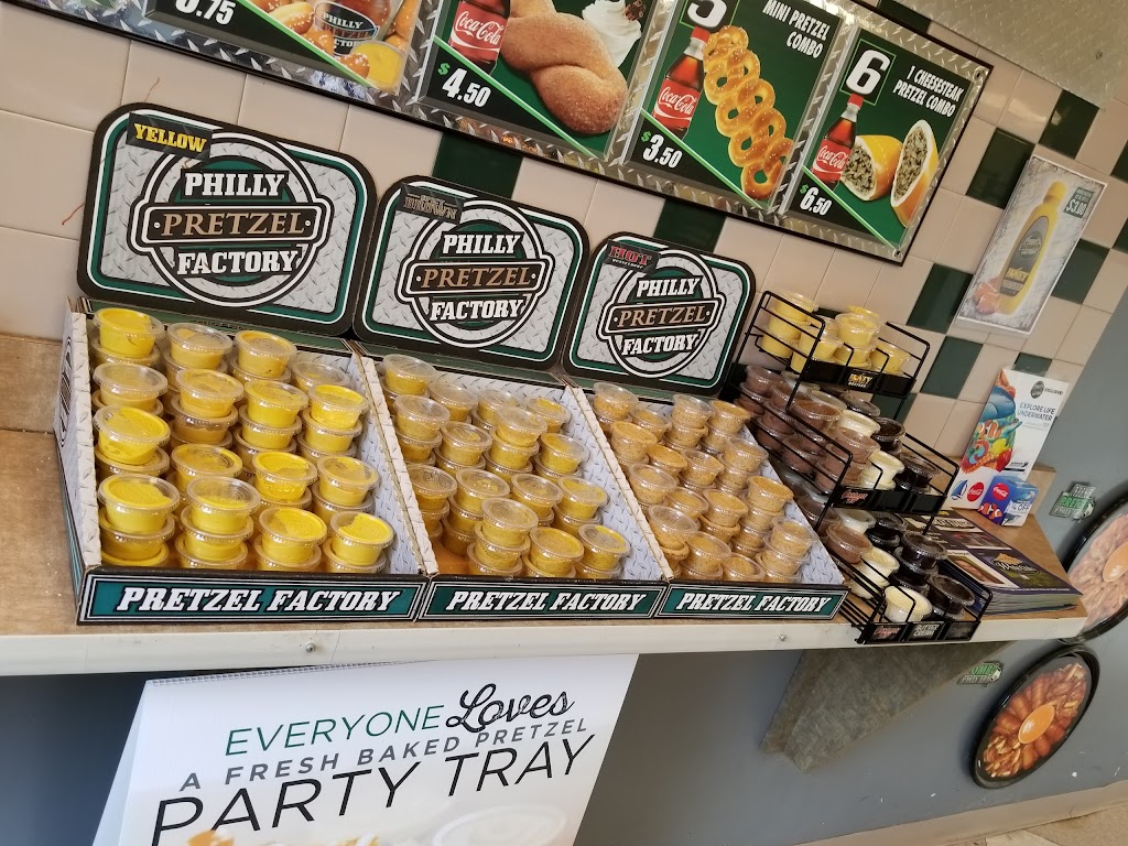 Philly Pretzel Factory | bakery | 373 Egg Harbor Rd, Sewell, NJ 08080, USA | 8565823880 OR +1 856-582-3880