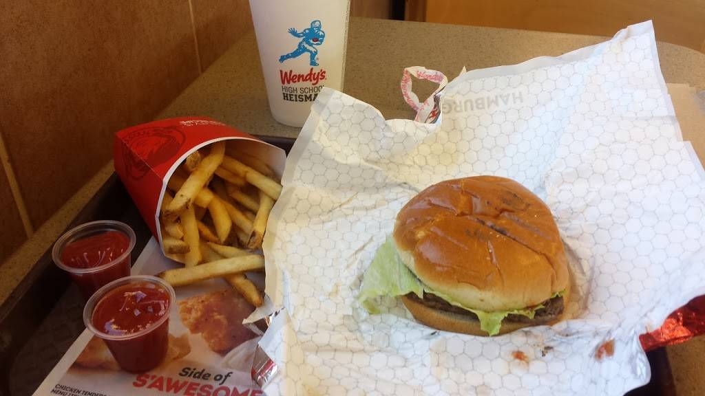 Wendys | restaurant | 2001 Veterans Blvd, Dublin, GA 31021, USA | 4782757659 OR +1 478-275-7659