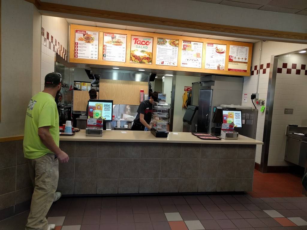 Wendys | restaurant | 8541 South Ave, Poland, OH 44514, USA | 3307290395 OR +1 330-729-0395
