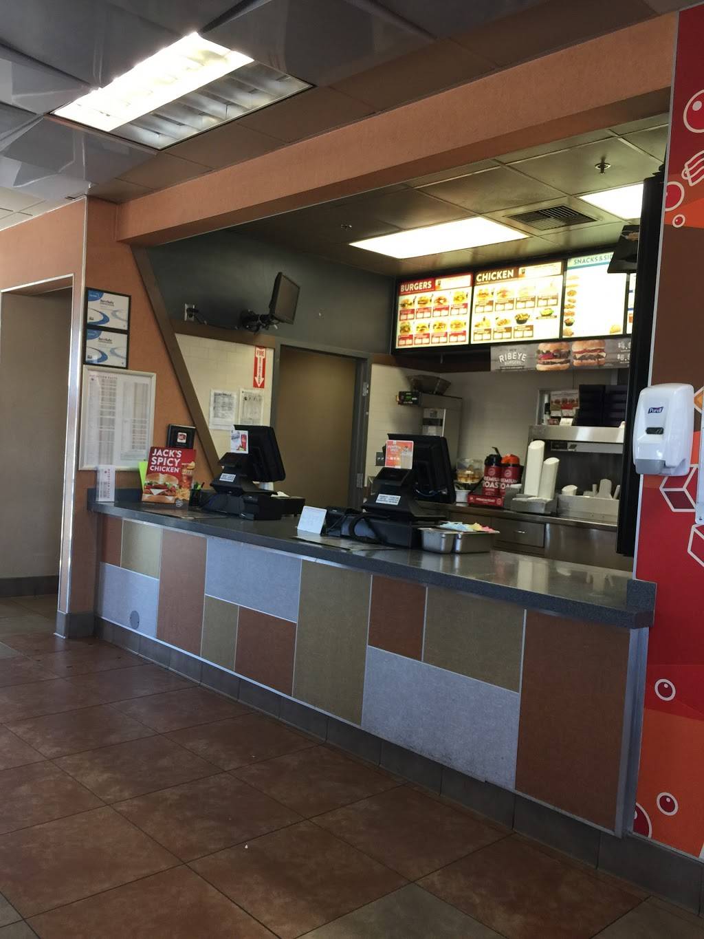 Jack in the Box | restaurant | 6555 N Indian Canyon Dr, North Palm Springs, CA 92258, USA | 7602510206 OR +1 760-251-0206